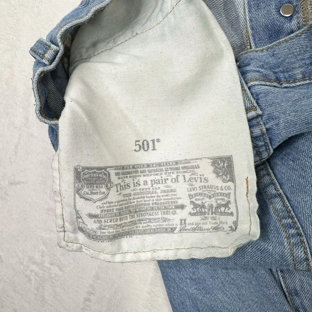 Levis very good